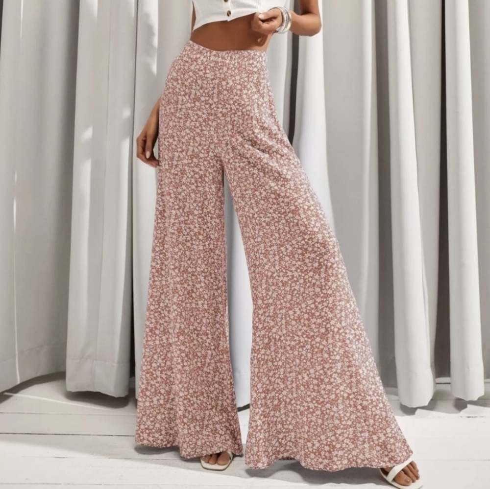 LUUKSE wide leg ditsy floral pants size S